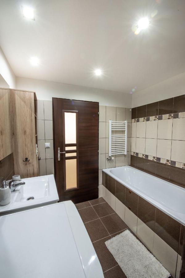 Apartman Mandala Banská Bystrica Exterior foto