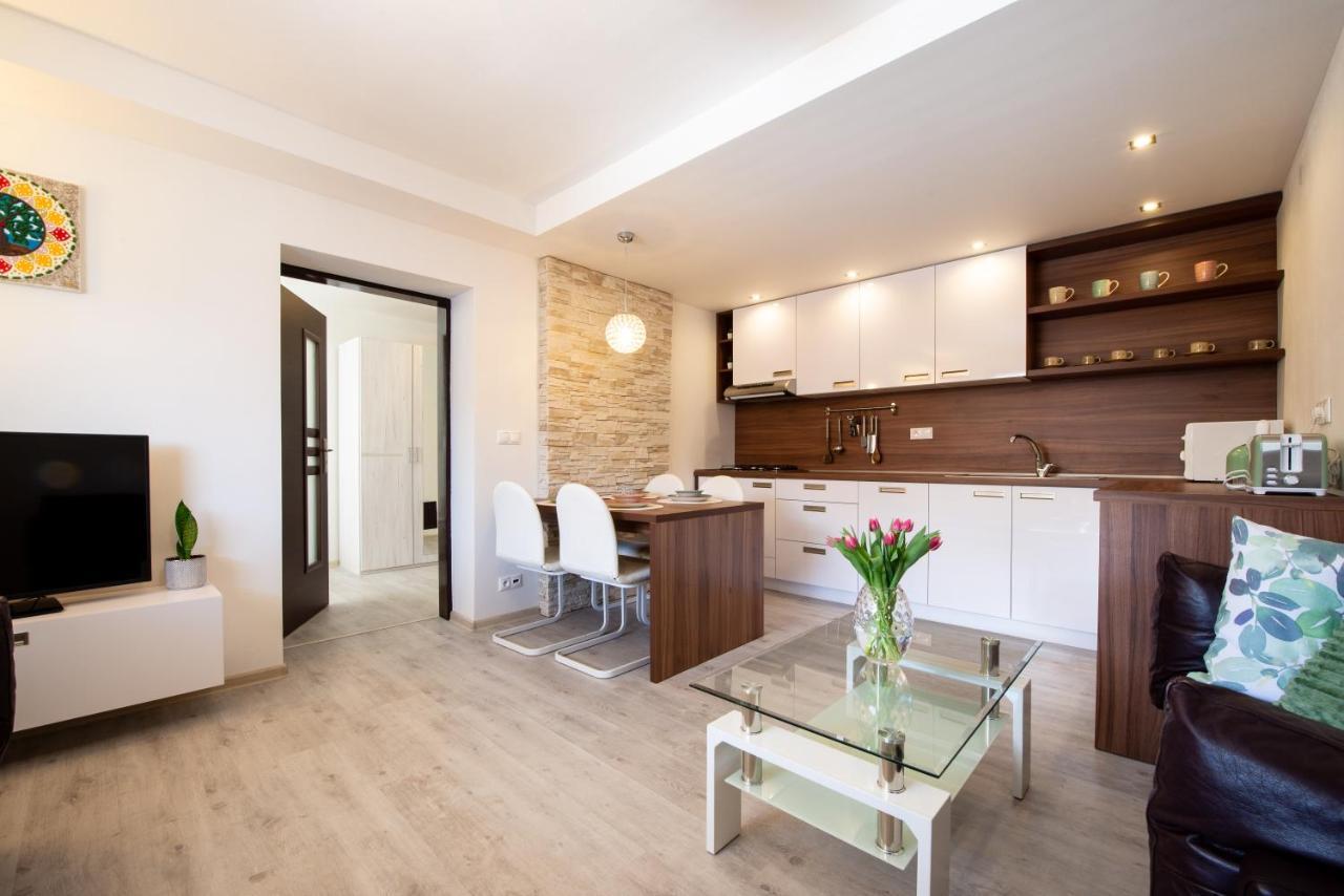 Apartman Mandala Banská Bystrica Exterior foto